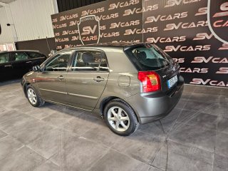 Toyota Corolla 1.6 gasolina 110cv,solo 138.000k.