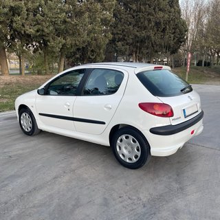 Peugeot 206 2004