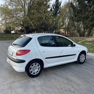 Peugeot 206 2004