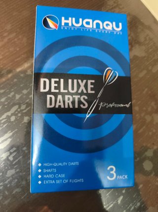 Estuche de dardos completo