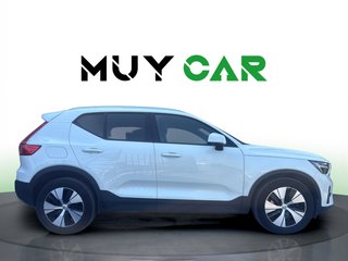 Volvo XC40 B3 G Core Dark Auto 120 kW (163 CV)