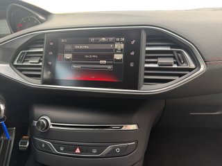 Peugeot 308 2016