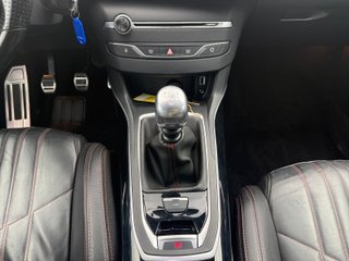 Peugeot 308 2016
