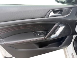 Peugeot 308 2016
