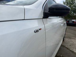 Peugeot 308 2016