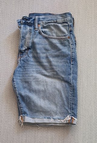 Bermuda Vaquera H&M Talla 32 Bajo Deshilachado