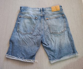 Bermuda Vaquera H&M Talla 32 Bajo Deshilachado
