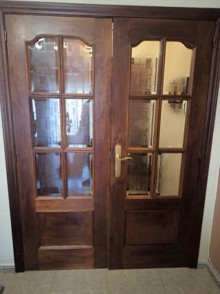 Puerta doble de salón con cristales