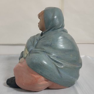Marco Giner. Figura de cerámica “Niña durmiendo” h
