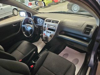 Honda Civic 1.6 gasolina 110cv,solo 122.7000k.