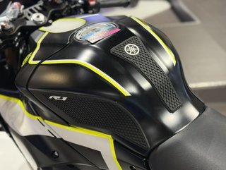 Yamaha R1 Edición Ceni