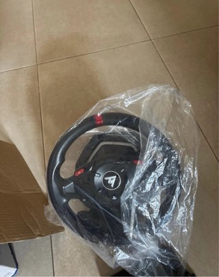 Volante Thrustmaster T128 PS5/PS4/PC
