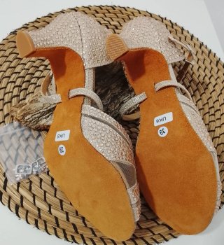 Zapatos de baile latino de piel NUEVOS.