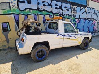 Nissan Patrol Grua de palas