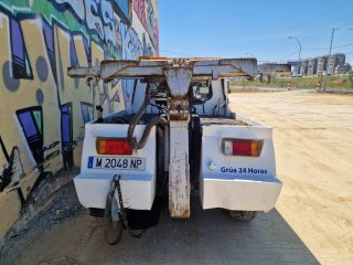 Nissan Patrol Grua de palas