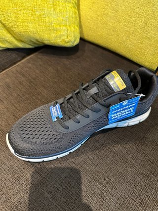 Zapatillas Skechers sin estrenar