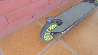 Patinete marca Oxelo (entre 8 y 12 años)