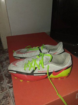 Botas Fútbol Nike Phantom Talla 32