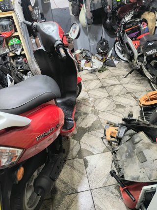 Kymco Vitality 50 2T Roja Scooter ITV al día