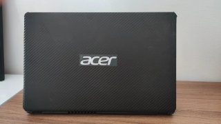 Portátil Acer Negro18