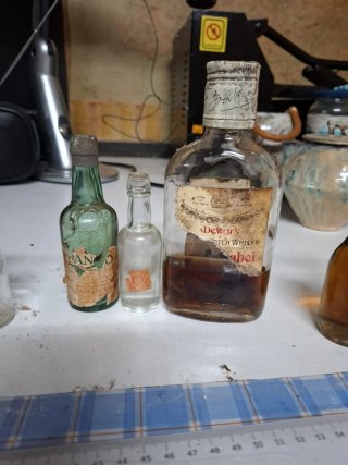 Set di Bottiglie Antiche di Liquore