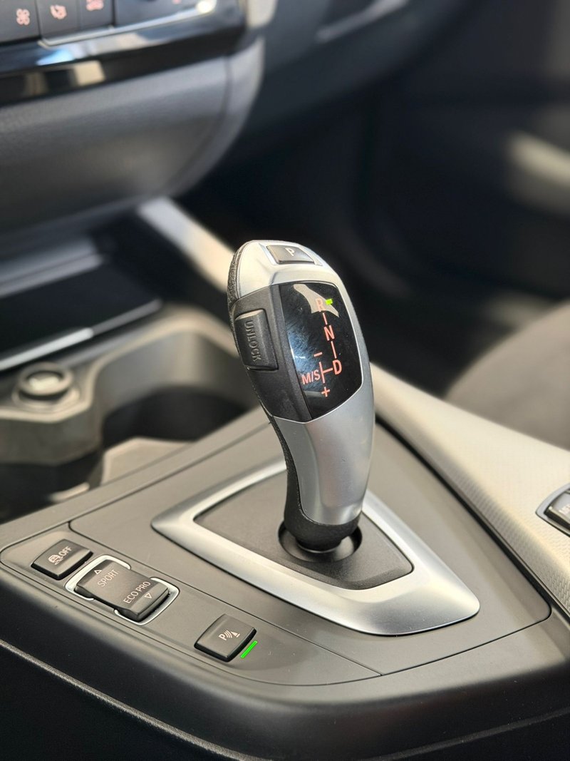 BMW Serie 1 2015, foto 19