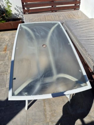Mesa jardín + 5 sillas beige