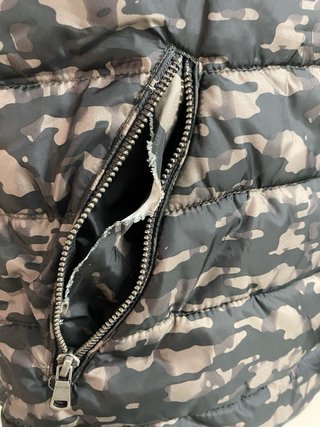 Chaqueta sin mangas H&M militar
