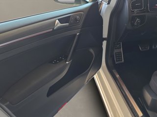 Volkswagen Golf GTI Performance 2.0 TSI 180kW(245CV) DSG