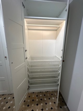 Vestidor Armarios PAX IKEA con luz LED