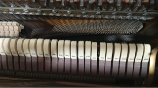 Piano Ernst Krause Berlín