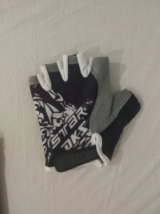 Guantes Ciclismo Sin Dedos. Nuevos . Sin usar.