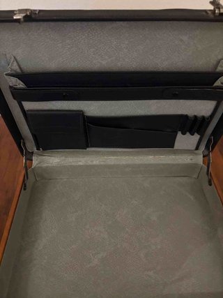 Valigetta 24 ore stile inglese - interno porta PC