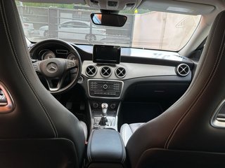 Mercedes-Benz Clase CLA 2016