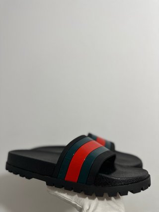 Chanclas Gucci