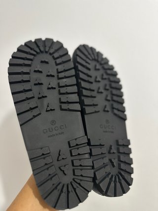 Chanclas Gucci