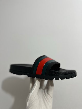 Chanclas Gucci