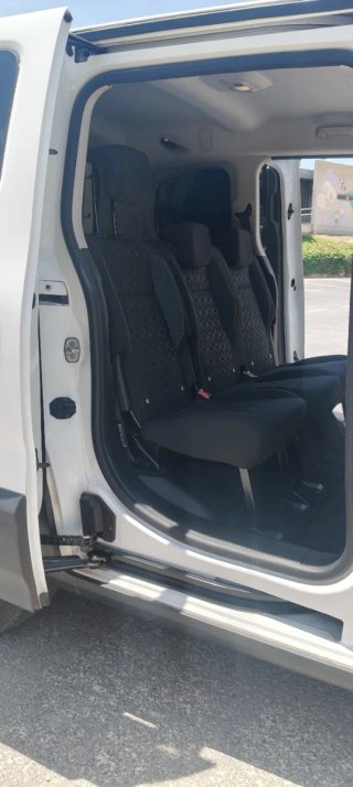✅IVA DEDUCIBLE Peugeot Rifter 130cv