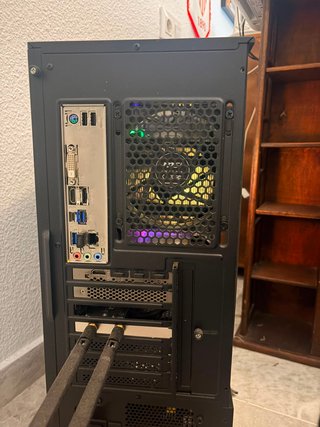 PC Gaming i5-11400F + RTX 3060 + 16 GB RAM + SSD