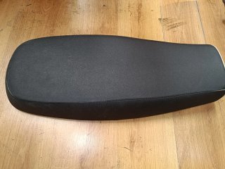 Asiento Moto Hanway Raw 50