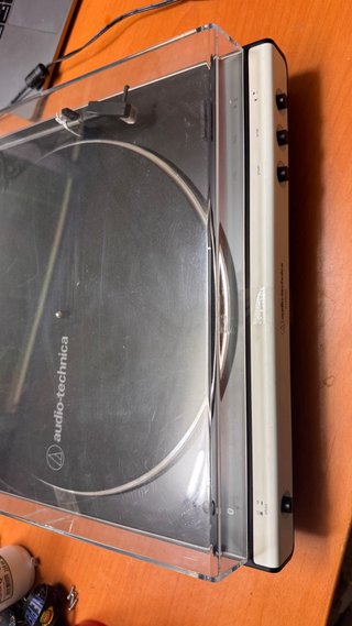 Tocadiscos Audio-Technica AT-LP60XBT Negro/Blanco