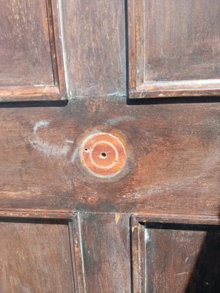 Puerta de madera de piso