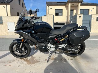 BMW F900XR