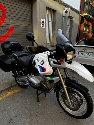 BMW R1100GS
