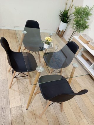 Mesa Cristal Templado + 4 sillas