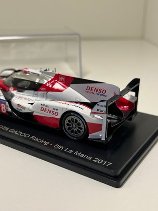 Toyota TS050 1/43 Spark Le Mans 2017