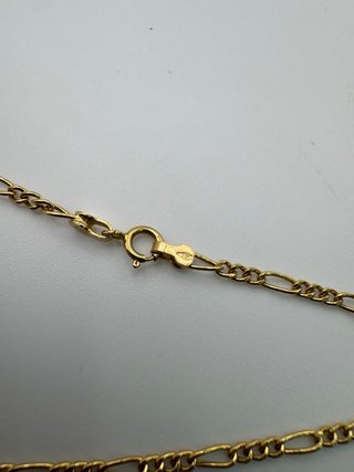011-02-00526 CADENA ESLABONES CARTIER ORO 18K