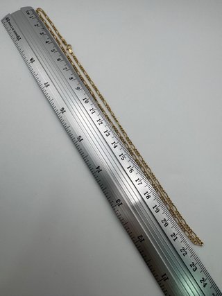 011-02-00526 CADENA ESLABONES CARTIER ORO 18K