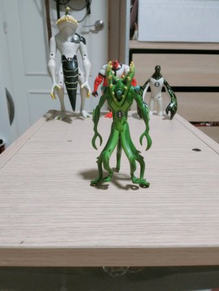 Figura Wildvine Ben 10