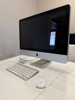 iMac 21,5” 2011 20GB RAM 1TB + Teclado/Ratón